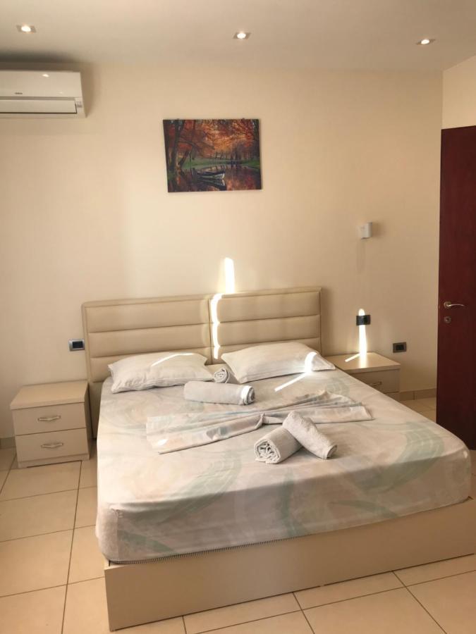 Hotel Sarda Deja's Ford Bagian luar foto